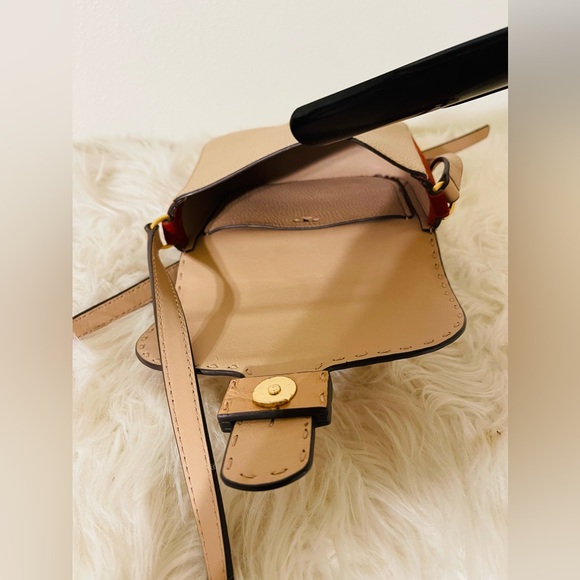 Tory Burch MCGRAW EMBOSSED CROSS-BODY - Picture 5 of 9